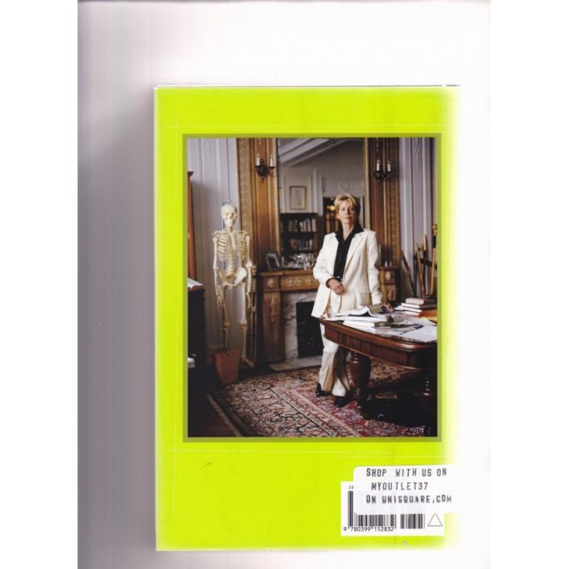 PREDATOR (Scarpetta) by Patricia Cornwell 2005 Hardcover Book - Very Good